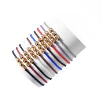 Bracelets en laiton, cordon de polyester, avec laiton, Placage de couleur d'or, Réglable & unisexe, plus de couleurs à choisir .5 pouce, Vendu par PC