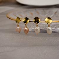 Freshwater Pearl Brass Earring, with Freshwater Pearl, gold color plated, fashion jewelry & for woman 27mm 