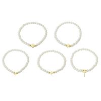 Bracelets de perles en plastique, laiton, avec perle de plastique, Placage de couleur d'or, styles différents pour le choix & pour femme, blanc Environ 6.8 pouce, Vendu par PC
