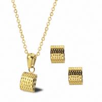 Titanio conjunto de joyas de acero, Partículas de acero, Pendiente de stud & collar, con 1.97inch extender cadena, 18K chapado en oro, 2 piezas & Joyería & para mujer, dorado, 18*7mm,9*7mm, longitud:aproximado 17.72 Inch, Vendido por Set