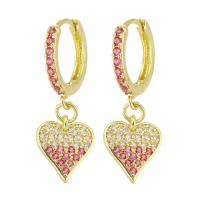 Huggie Hoop Drop Earring, laiton, coeur, Placage de couleur d'or, pavé de micro zircon & pour femme, rose, 28mm, Vendu par paire