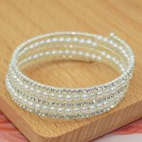 bracelet en alliage zinc à stras ,, alliage de zinc, avec perle de plastique & fer, pour femme & avec strass, plus de couleurs à choisir, 55mm, Vendu par PC