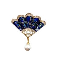 Plastic Pearl Brooch, Zinc Alloy, with Plastic Pearl, gold color plated, for woman & with rhinestone, 45mm 