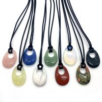 Gemstone ювелирные изделия Кулон, Полудрагоценный камень, Овальная форма, различные материалы для выбора, Много цветов для выбора продается PC