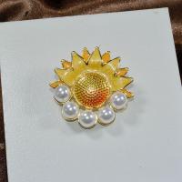 Plastic Pearl Brooch, Zinc Alloy, with Plastic Pearl, gold color plated & for woman & enamel 