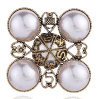 Zinc Alloy Jewelry Brooch, with Plastic Pearl, plated, for woman 