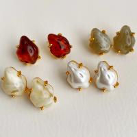 Plastic Pearl Zinc Alloy Earring, with Resin & Plastic Pearl, fashion jewelry & for woman 28mm 