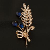 Rhinestone Zinc Alloy Brooch, with Czech Rhinestone & Crystal, Flower, KC gold color plated, for woman & with rhinestone 