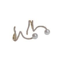 laiton boucle d oreille dormeuse, avec perle de plastique, Placage de couleur d'or, pavé de micro zircon & pour femme Vendu par paire