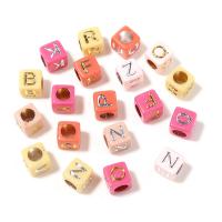 Acryl Alphabet Perlen, Quadrat, plattiert, zufällig gesendet & DIY, keine, 6mm, Bohrung:ca. 3.5mm, 100PCs/Tasche, verkauft von Tasche