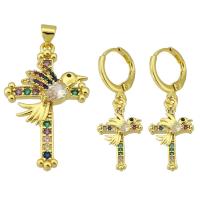 Cubic Zirconia Micro Pave Brass Pendant, Cross, gold color plated, fashion jewelry & micro pave cubic zirconia & for woman, multi-colored Approx 3.5mm 