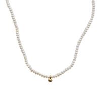 Ожерелье из пресноводных жемчуг на латунной цепочке, Латунь, с Пресноводные жемчуги, плакирован золотом, ювелирные изделия моды & Женский, белый, 6mm, длина:Приблизительно 35.5-41.5 см, продается PC