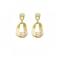 Brass Drop Earring, with Shell Pearl, gold color plated, fashion jewelry & for woman, 35mm 