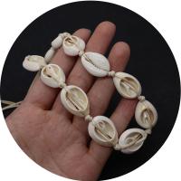 Shell Necklace, fashion jewelry, white .7 Inch 