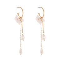 Zinc Alloy Drop Earring, with Glass Pearl, gold color plated, fashion jewelry & for woman 