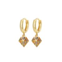 Huggie Hoop Drop Earring, laiton, Placage de couleur d'or, styles différents pour le choix & pavé de micro zircon & pour femme, multicolore, Vendu par paire