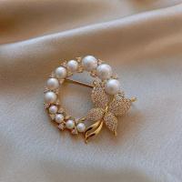 Zinc Alloy Jewelry Brooch, with Plastic Pearl, plated, fashion jewelry & for woman & with rhinestone 