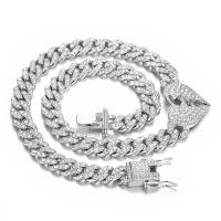 Rhinestone Zinc Alloy Necklace, Heart, plated, fashion jewelry & Unisex & with rhinestone 