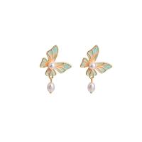 Plastic Pearl Zinc Alloy Earring, with Plastic Pearl, Butterfly, gold color plated, fashion jewelry & for woman 