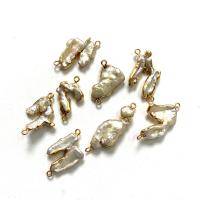 Perlas cultivadas de agua dulce Conector, con metal, Irregular, chapado en color dorado, Bricolaje & 1/1 aro, Blanco, 10x20-20x40mm, Vendido por UD