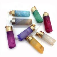 Pendentifs quartz naturel, Cristal naturel, avec laiton, pilier, Placage de couleur d'or, unisexe, plus de couleurs à choisir, 13x35- Vendu par PC