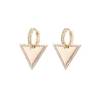 Huggie Hoop Drop Earring, laiton, Placage de couleur d'or, styles différents pour le choix & pavé de micro zircon & pour femme, Vendu par paire