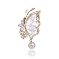 Cubic Zirconia Brooch, Brass, with White Shell & Plastic Pearl, Butterfly, real gold plated, fashion jewelry & micro pave cubic zirconia & for woman, gold 
