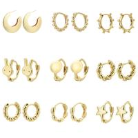 Brass Huggie Anneau d'oreille, laiton, Plaqué d'or 14K, styles différents pour le choix & pour femme, 15mm, Vendu par paire