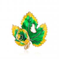Zinc Alloy Jewelry Brooch, Maple Leaf, anoint, for woman & hollow, green 