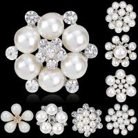 Zinc Alloy Jewelry Brooch, with Plastic Pearl, Flower, plated & for woman & with rhinestone 
