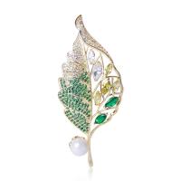 Cubic Zirconia Brooch, Brass, with Plastic Pearl, Leaf, real gold plated, fashion jewelry & micro pave cubic zirconia & for woman 