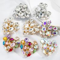 Zinc Alloy Rhinestone Stud Earring, with Glass Rhinestone, Heart, fashion jewelry & for woman 