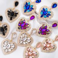 Zinc Alloy Rhinestone Drop Earring, with Glass Rhinestone, Heart, gold color plated, fashion jewelry & for woman & with rhinestone 