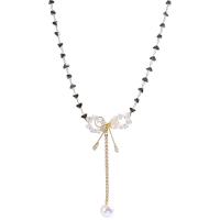 Кристалл ожерелье с цинковым сплавом, цинковый сплав, с ABS пластик жемчужина & Кристаллы, с 5.3cm наполнитель цепи, ювелирные изделия моды & инкрустированное микро кубического циркония & Женский, два разных цвета, 83mm, длина:34.3 , продается Strand