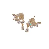 Ohrring aus Kunststoff, Messing, mit Kunststoff Perlen, Blume, vergoldet, Modeschmuck & Micro pave Zirkonia & für Frau, gelb, 25mm, verkauft von Paar