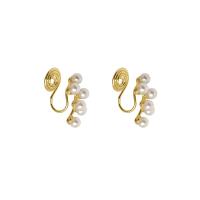 manchette de boucle d'oreille, laiton, Plaqué d'or 14K, pour femme & avec les perles en plastique, couleur originale Vendu par paire