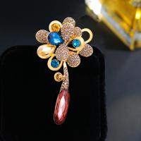 Rhinestone Zinc Alloy Brooch, Flower, gold color plated, can be used as brooch or pendant & for woman & with rhinestone 