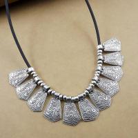 Zinc Alloy Necklace, silver color plated, fashion jewelry & folk style & for woman, 18*30mm Approx 17.72 Inch 