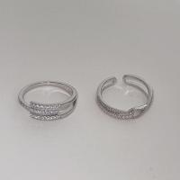 Rhinestone Brass Finger Ring, silver color plated & for woman & with rhinestone, silver color, 18mm 