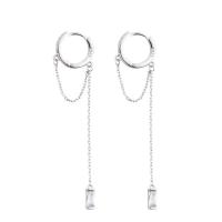 Huggie Hoop Drop Earring, laiton, Placage de couleur argentée, pavé de micro zircon & pour femme, argent, Vendu par paire