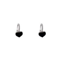 Huggie Hoop Drop Earring, laiton, coeur, Placage de couleur platine, bijoux de mode & pavé de micro zircon & pour femme & émail, couleur platine Vendu par paire