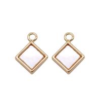 Brass Shell Pendants, with White Shell, Rhombus, 14K gold plated, Unisex, white 