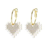 Huggie Hoop Drop Earring, alliage de zinc, avec perle de plastique, coeur, bijoux de mode & pour femme Vendu par paire