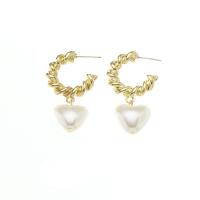 Plastic Pearl Zinc Alloy Earring, with Plastic Pearl, Heart, gold color plated, fashion jewelry & for woman 