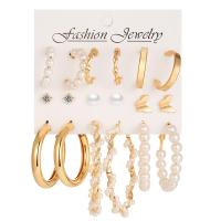 aleación de zinc Aretes, con Perlas plásticas, nueve piezas & Joyería & para mujer & con diamantes de imitación, dorado, Vendido por Set