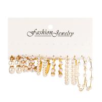 Kunststoff Perle Zink Legierung Ohrring, Zinklegierung, mit Kunststoff Perlen, 6 Stück & Modeschmuck & für Frau, goldfarben, verkauft von setzen
