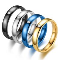 Нержавеющая сталь Rhinestone палец кольцо, Нержавеющая сталь 304, Кольцевая форма, вакуумное ионное покрытие, смешанный размер кольца & отличается упаковка стиль для выбора & Мужская & со стразами, Много цветов для выбора, 4mm, размер:5-12, продается сумка