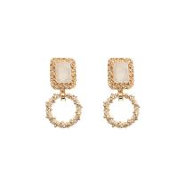 Plastic Pearl Zinc Alloy Earring, with Resin & Plastic Pearl, Geometrical Pattern, gold color plated, for woman & hollow 
