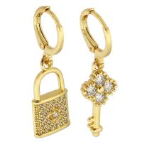 asymmetrische Ohrringe, Messing, Lock and Key, goldfarben plattiert, Micro pave Zirkonia & für Frau, 31mm,32mm, verkauft von Paar