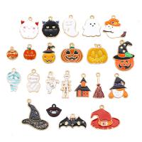 Mode Halloween-Anhänger, Zinklegierung, goldfarben plattiert, Design für Halloween & DIY & verschiedene Stile für Wahl & Emaille, verkauft von PC